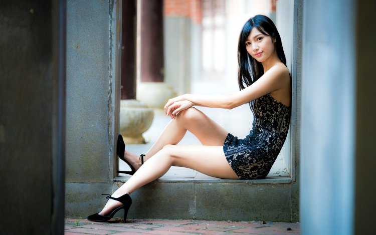 Азиатские девушки