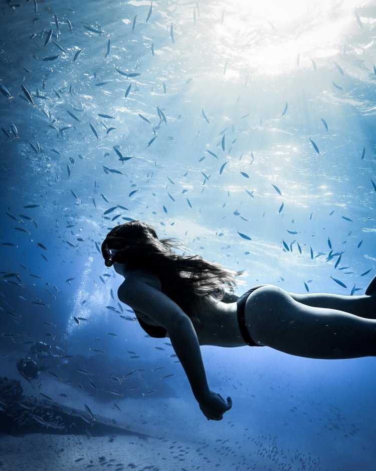 Джулия Хартманн Underwater