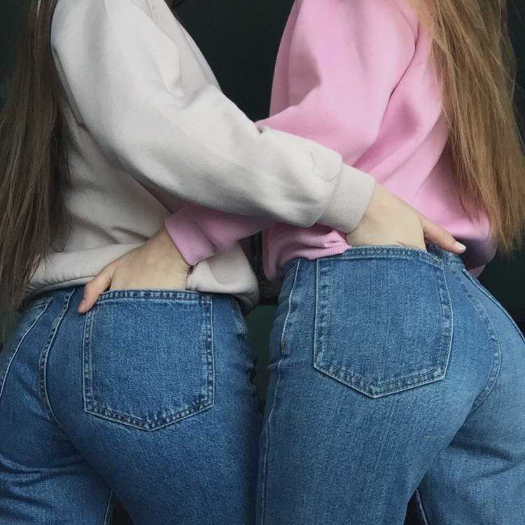 Сохраненки попы в джинсах