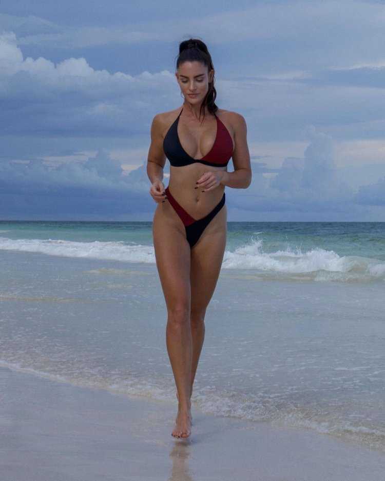 Люсия Яворчекова_Lucia Javorcekova Luciana