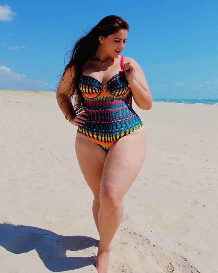 Ioana Chira в бикини