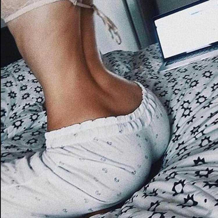 Ноги в пижаме