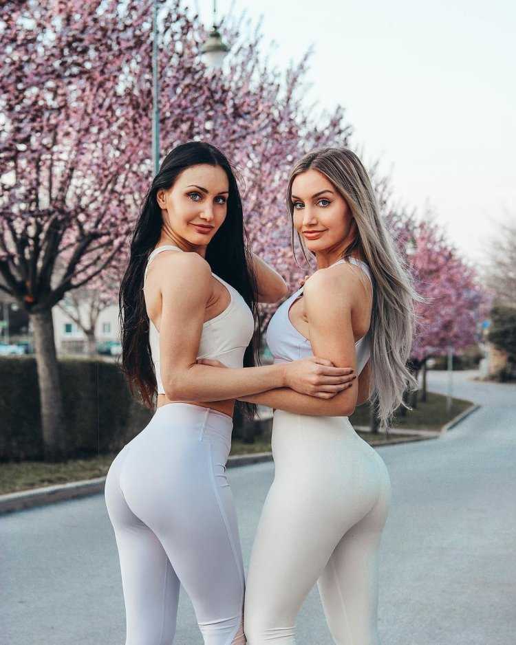 Julia and Stephanie Baessler