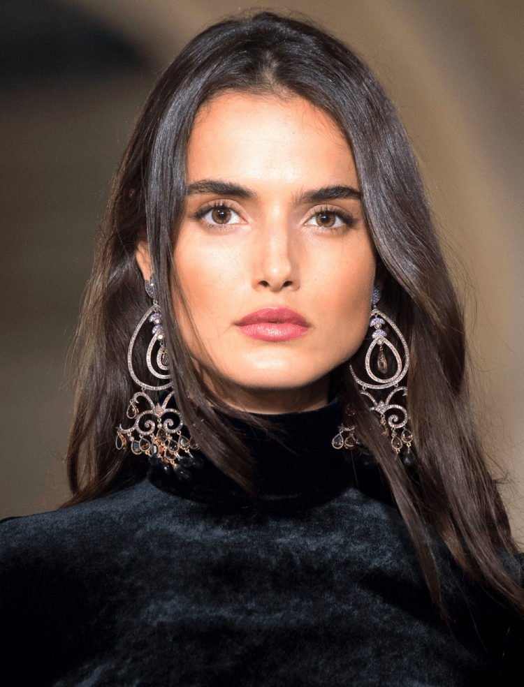 Женщина в роскоши