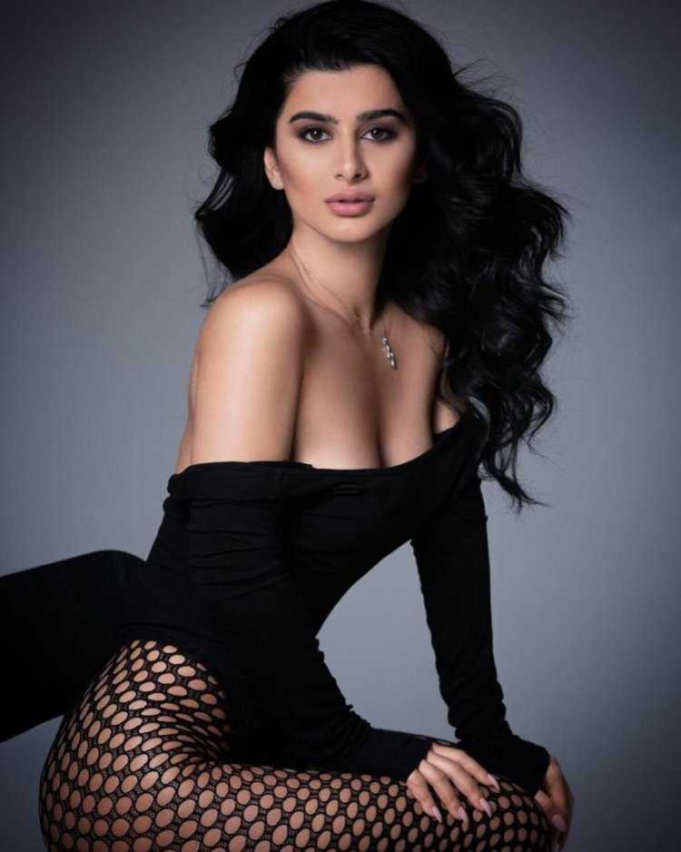 Азербайджанская модель Самира Агаева