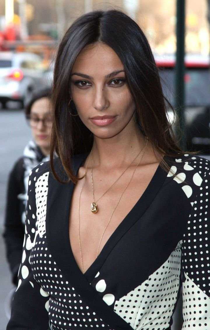 Актриса Мадалина Генеа