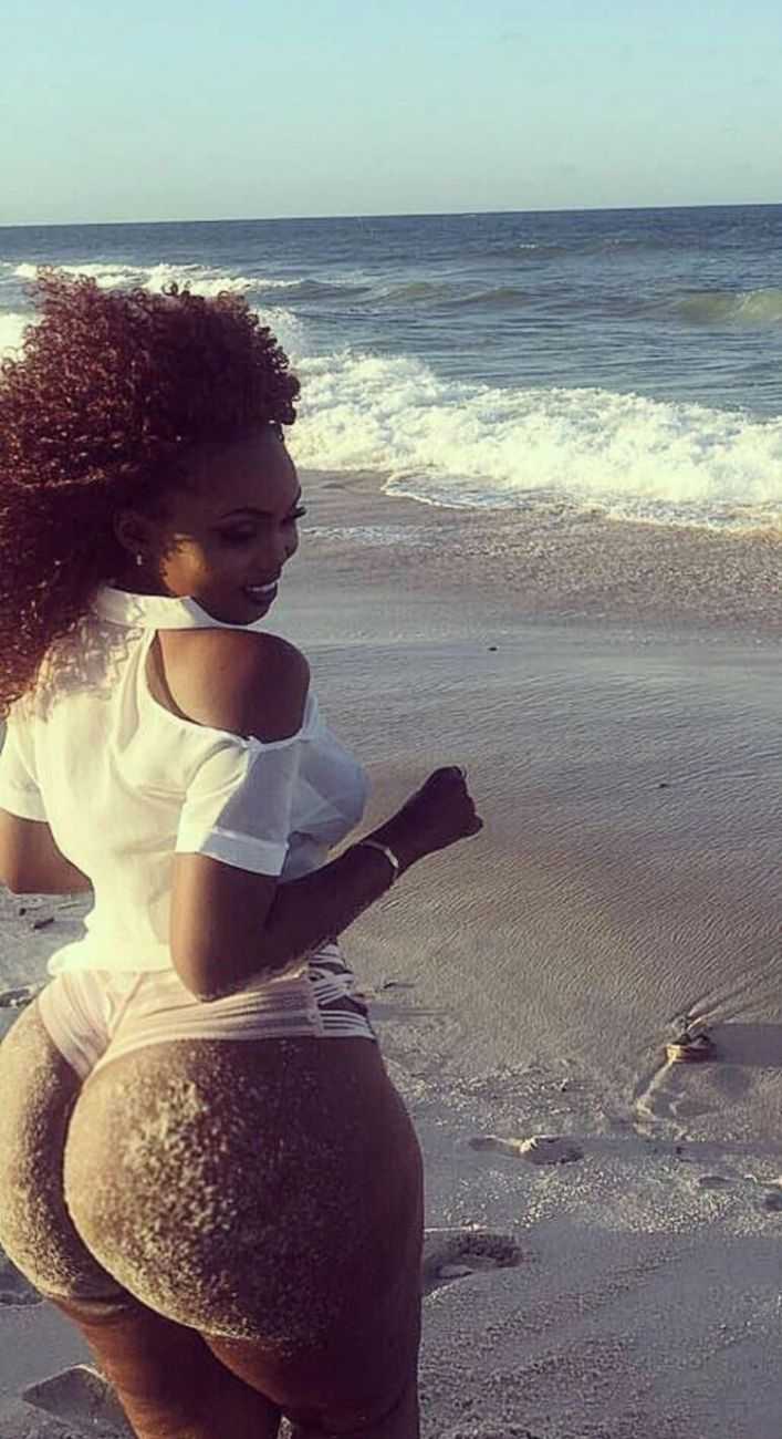 Пышные африканские красотки