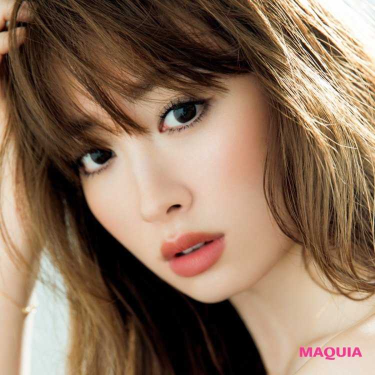 Красивое лицо японки