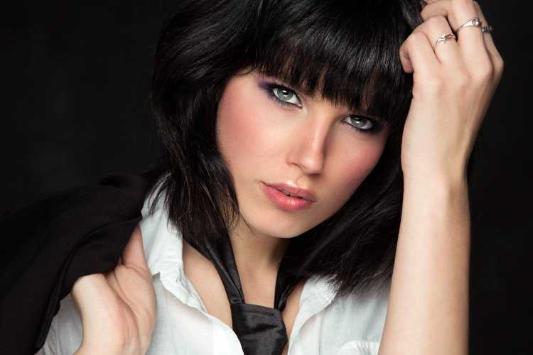 Красивые брюнетки