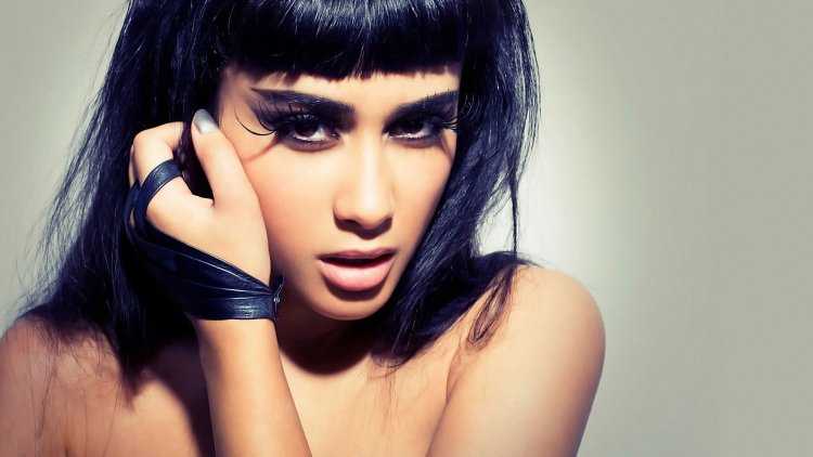 Natalia Kills без макияжа