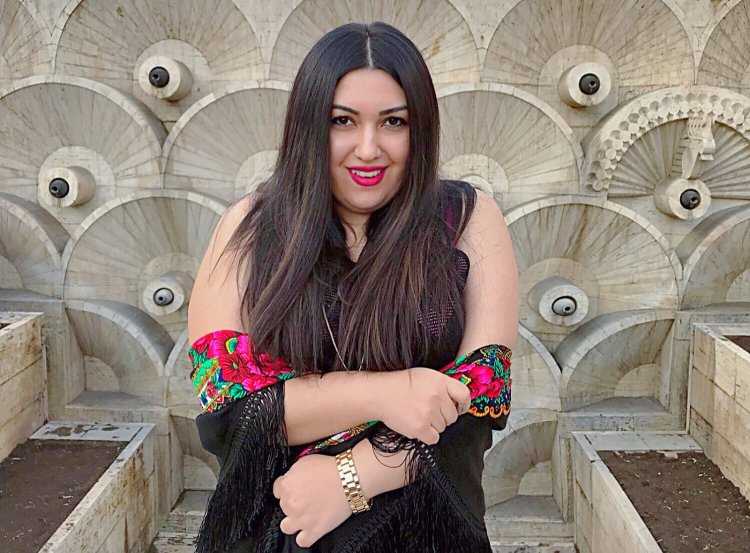 Plus Size Sarah Rae Vargas