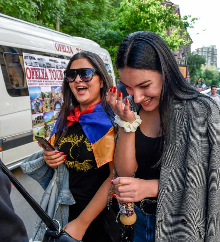 Ереван девушки