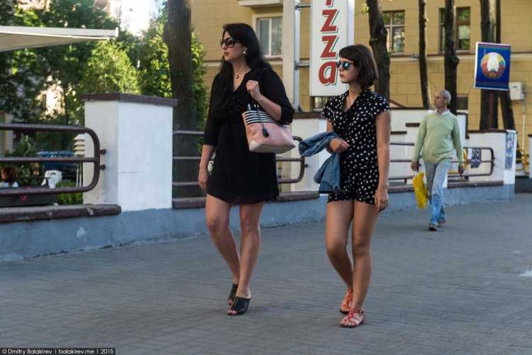 Белорусские женщины на улице