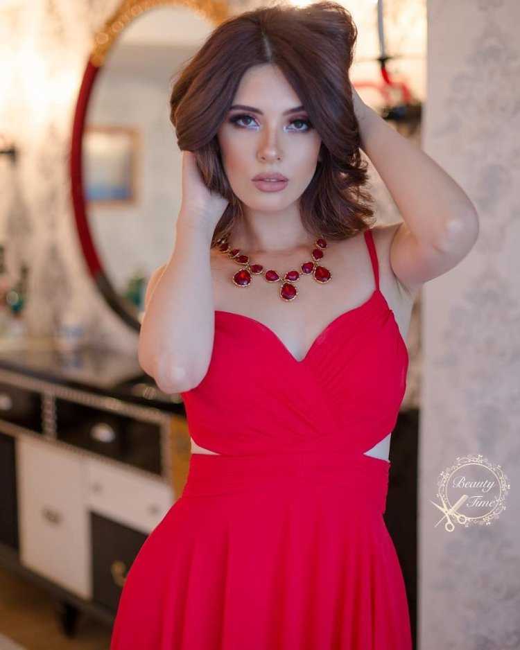 Red Dress Night back