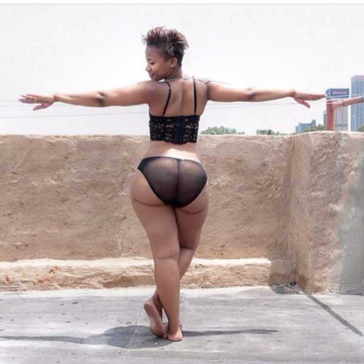 Iskra Lawrence в бикини