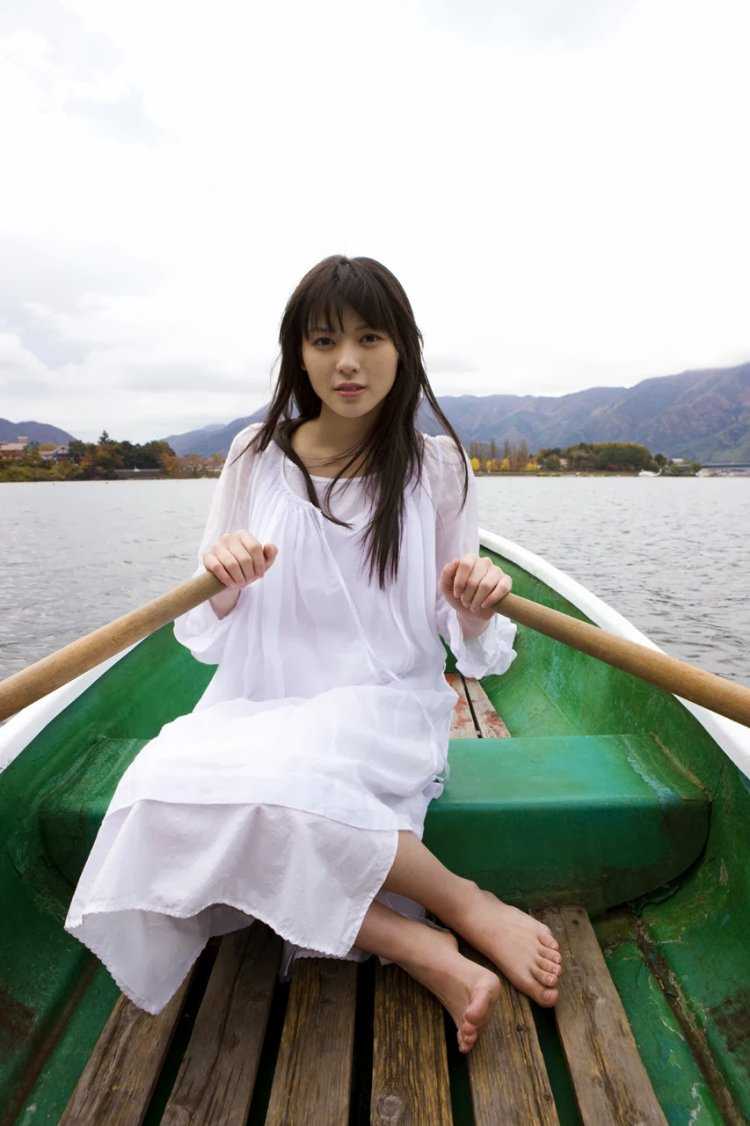 Японские девушки босиком