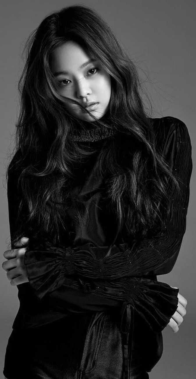 Дженни Блэк Пинк чб