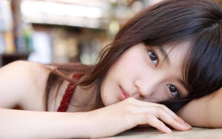 Касуми Аримура улыбка