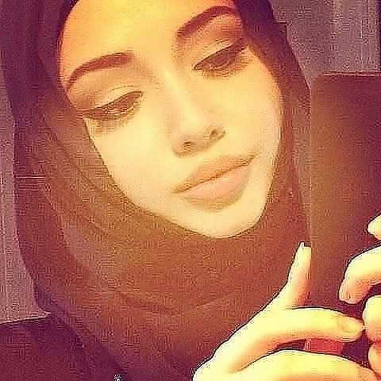 Чеченка Фатима Тахгириева