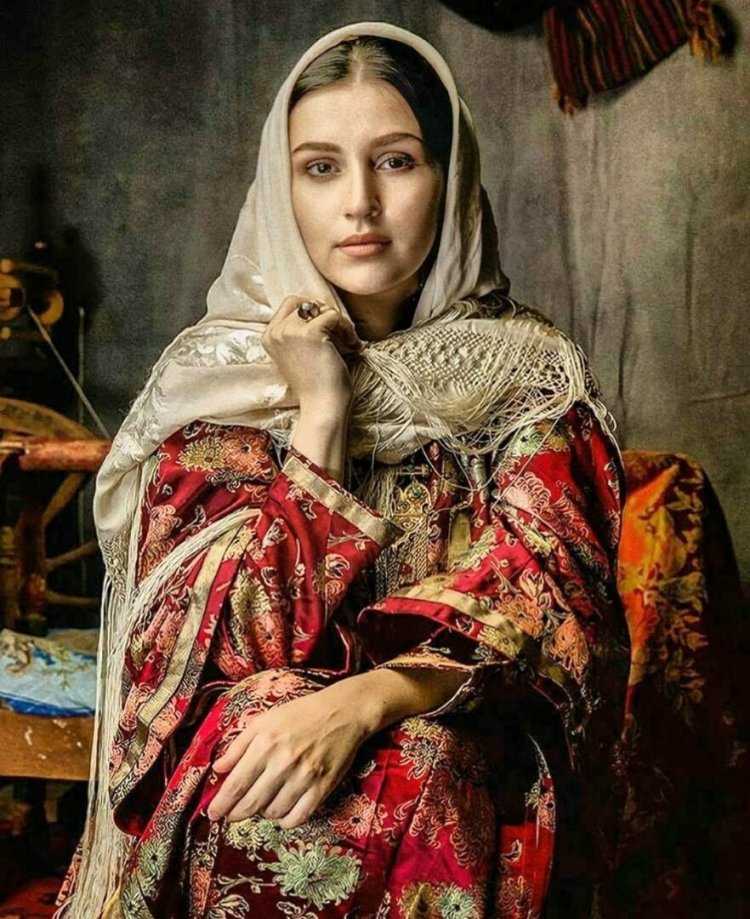 Дагестанская девушка в платке4