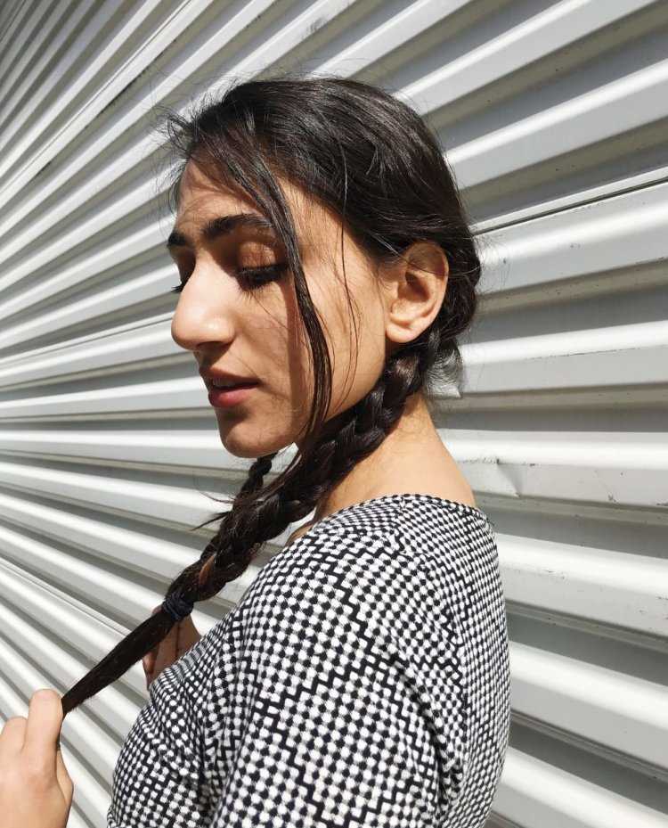 Девушки с большими носами