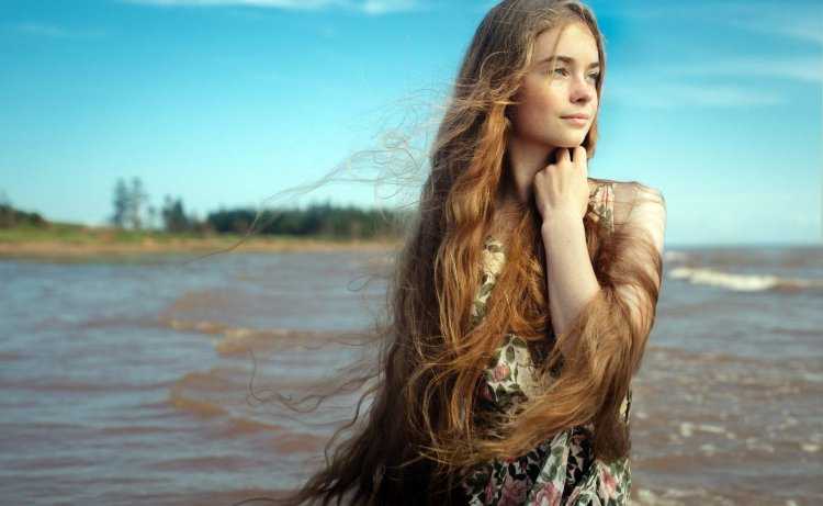 Красавицы с длинными волосами