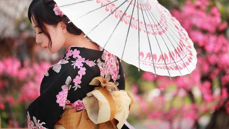 Девушка с китайским зонтом19