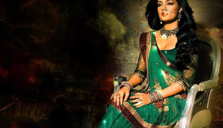 Индийские актрисы в зелёном Сари