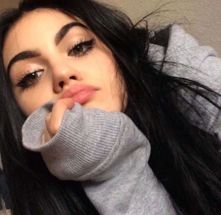 Камилла Алиева