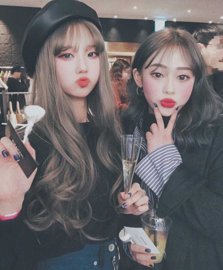 Две кореянки Эстетика