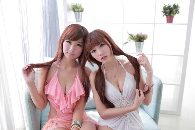 Красивые азиатские девушки в Нижнем