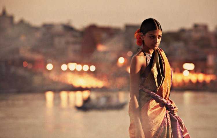 Толстые женщины в Сари