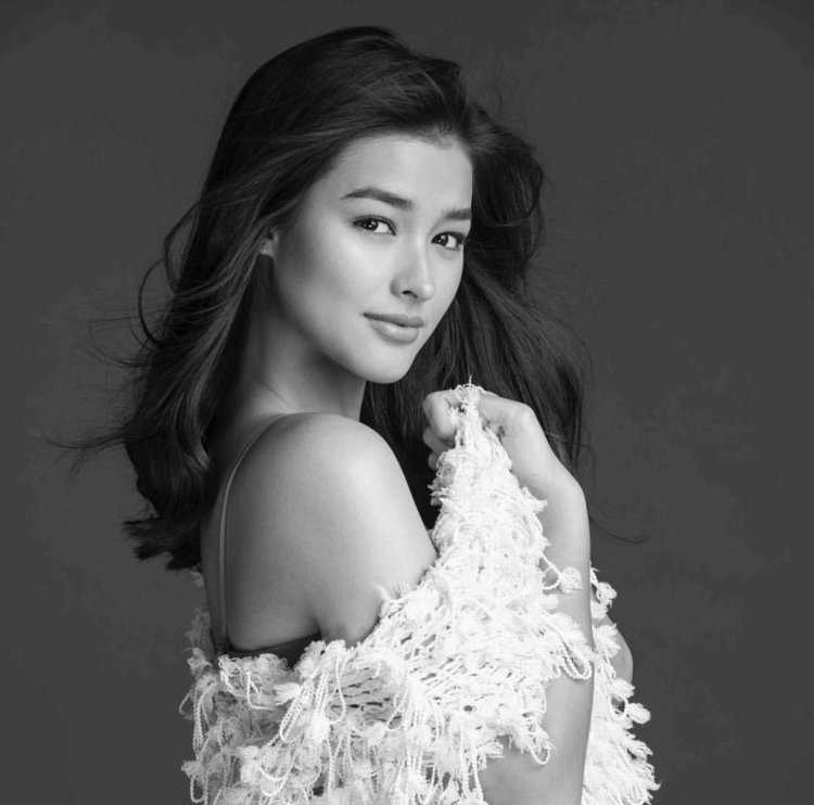 Лиза Соберано