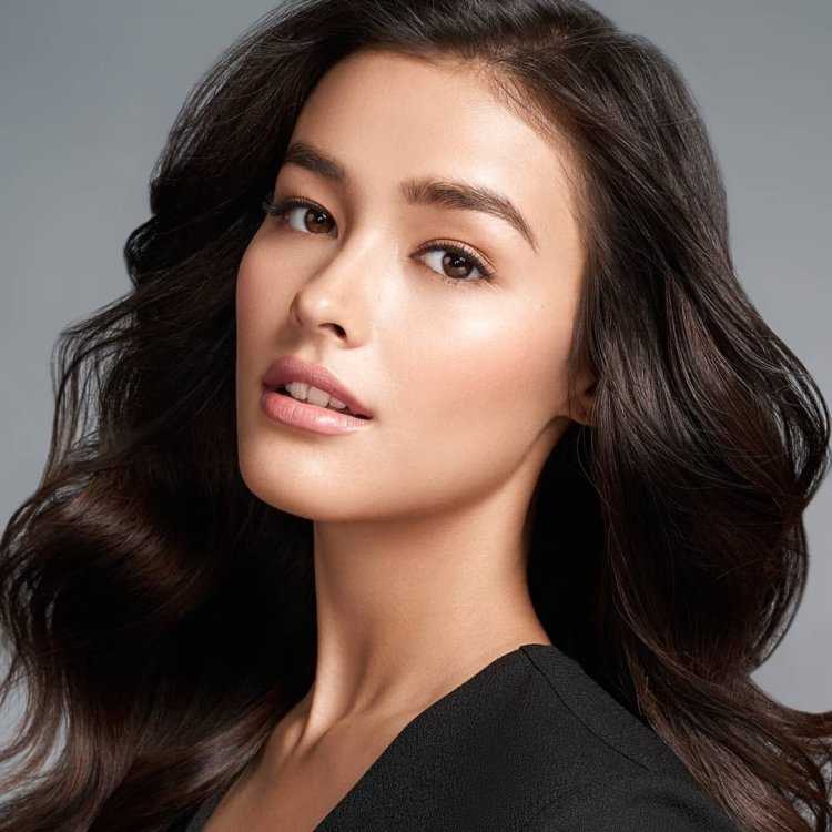 Лайза Соберано