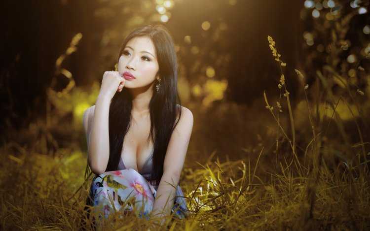 Азиатские девушки