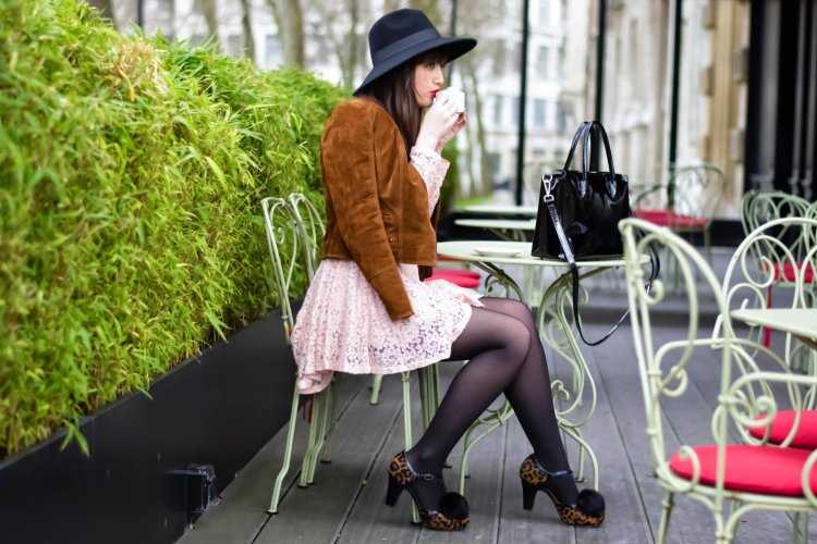 Весенний образ француженки