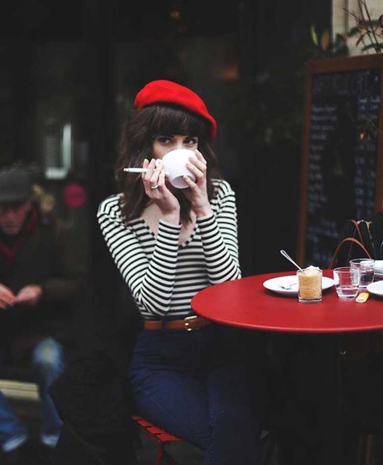 Парижанки в кафе