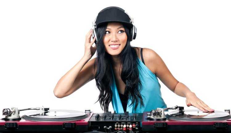 Диджей в полный рост