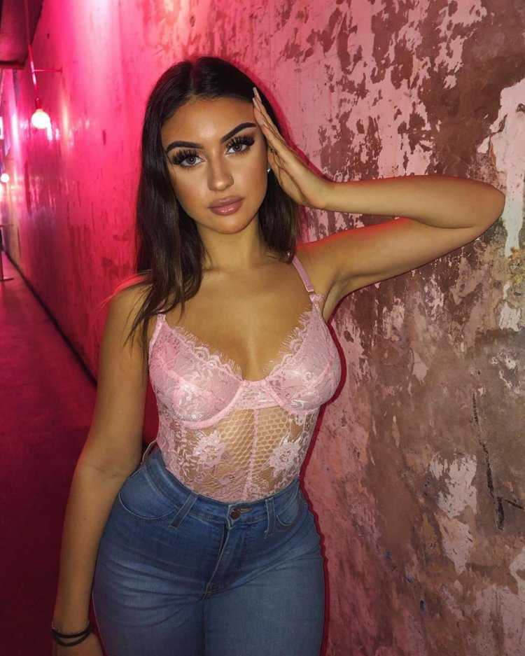 Самая красивая девушка таджичка