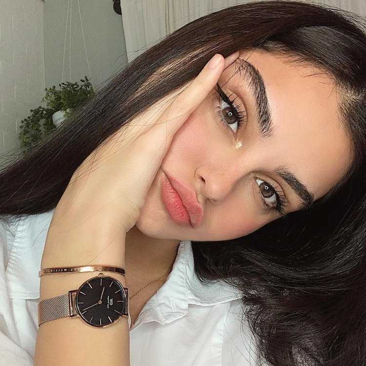 Деми Роуз без