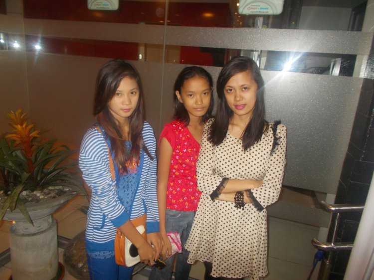 Девочка Филиппины 10 лет