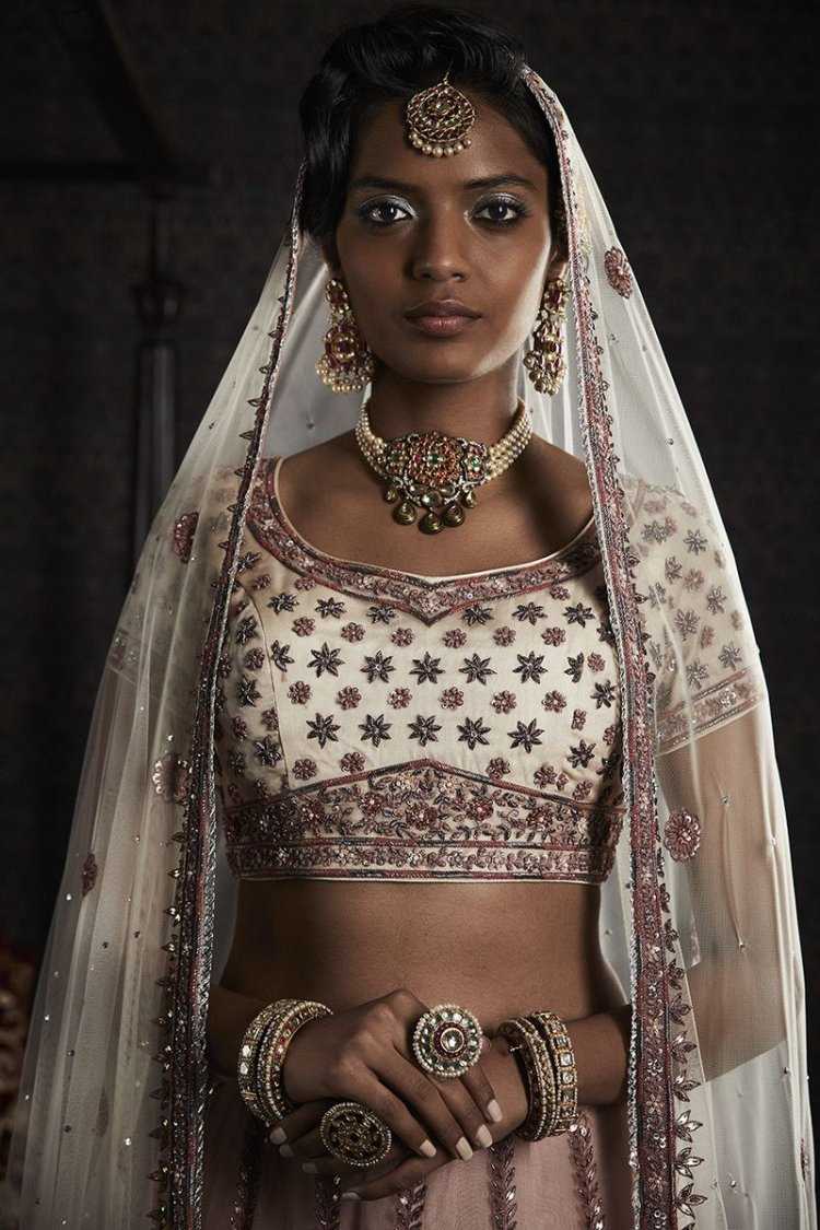 Украшения в индийском стиле