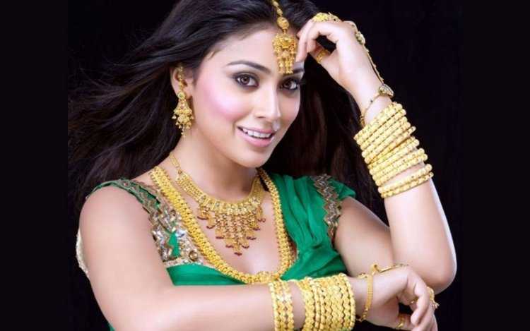 Shriya Saran красавица