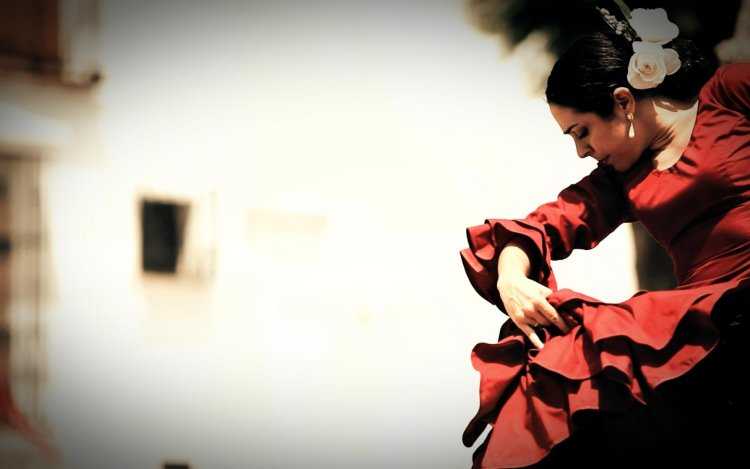 Пенелопа Круз танцует фламенко