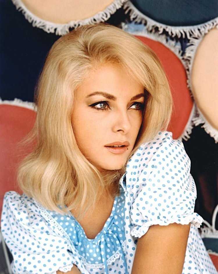 Вирна Лизи (Virna Lisi)