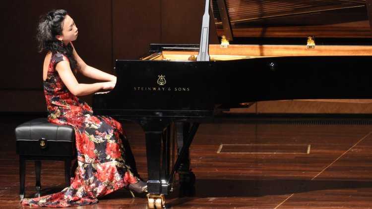 Anke Chen пианистка