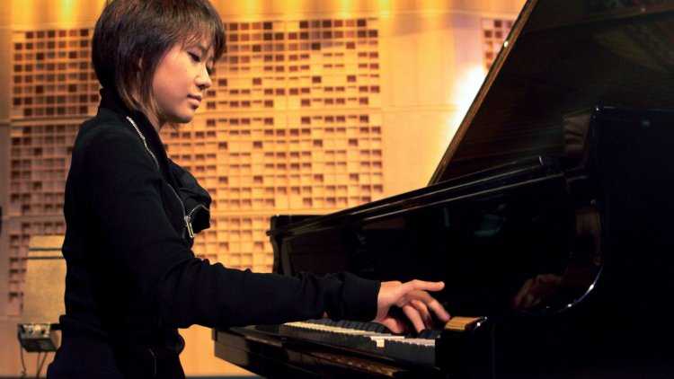 Ван Юйцзя китайская пианистка