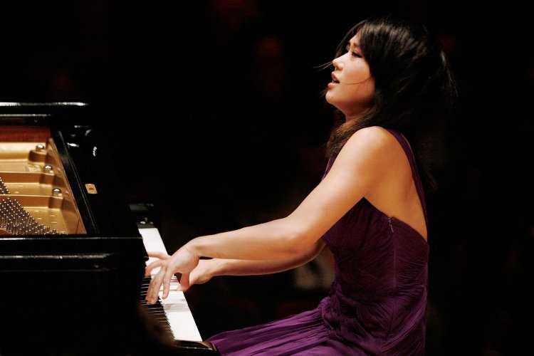 Юджа Вонг фортепиано