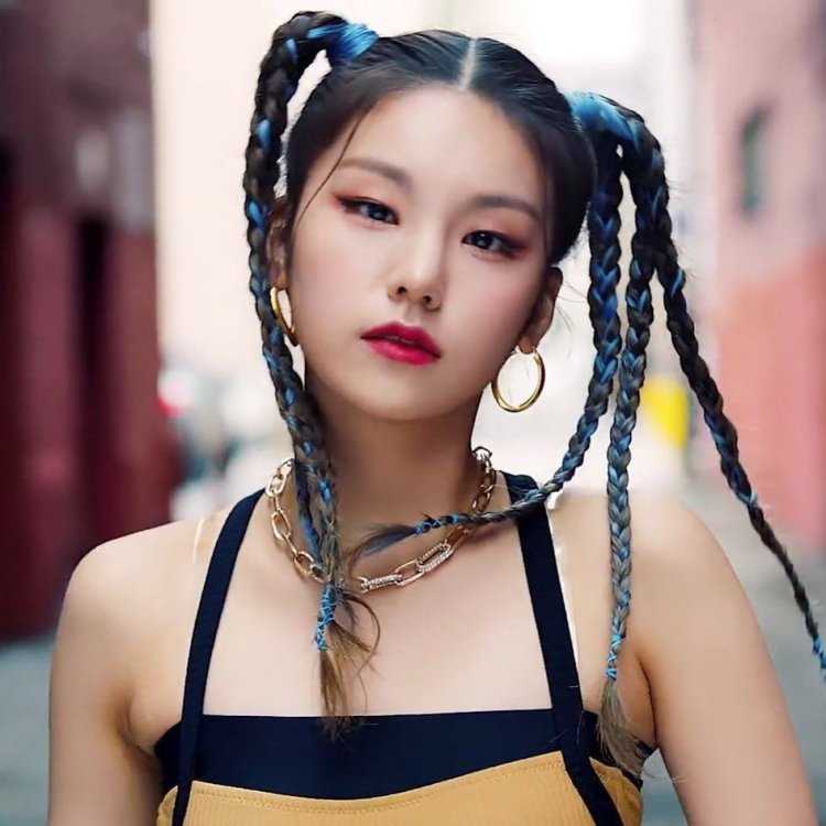 Хван Йеджи Hwang Yeji