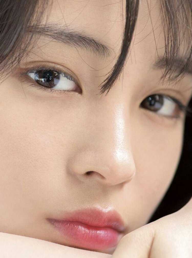 Азиатский разрез глаза